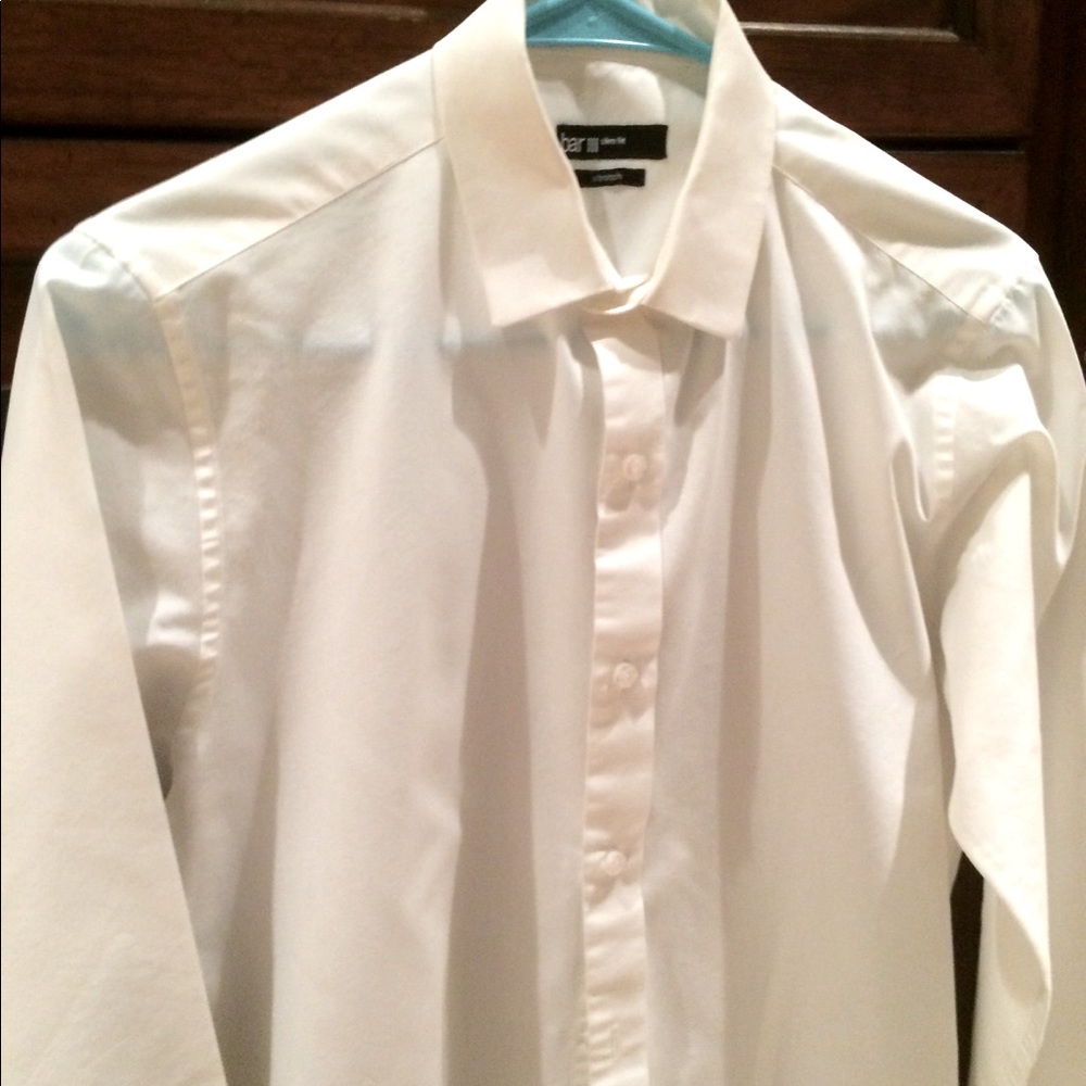Bar III (Macy’s) White Dress Shirt size Small $8